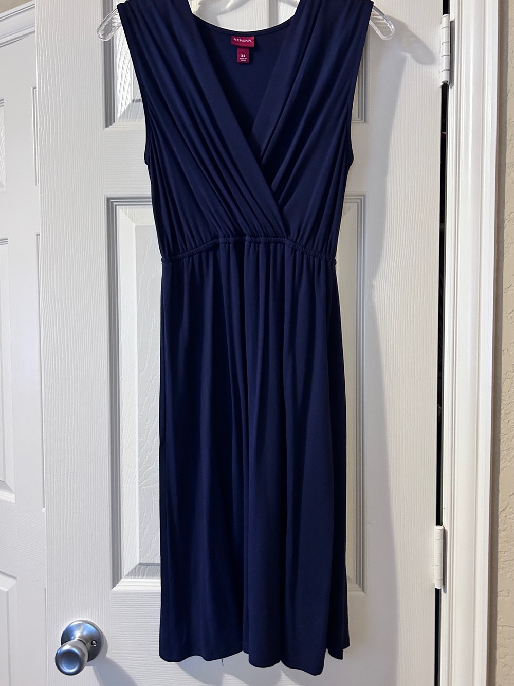Women’s Merona Navy V-Neck Sleeveless Midi Dress